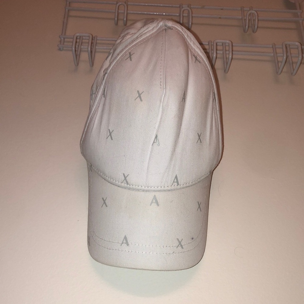 Armani exchange. White.